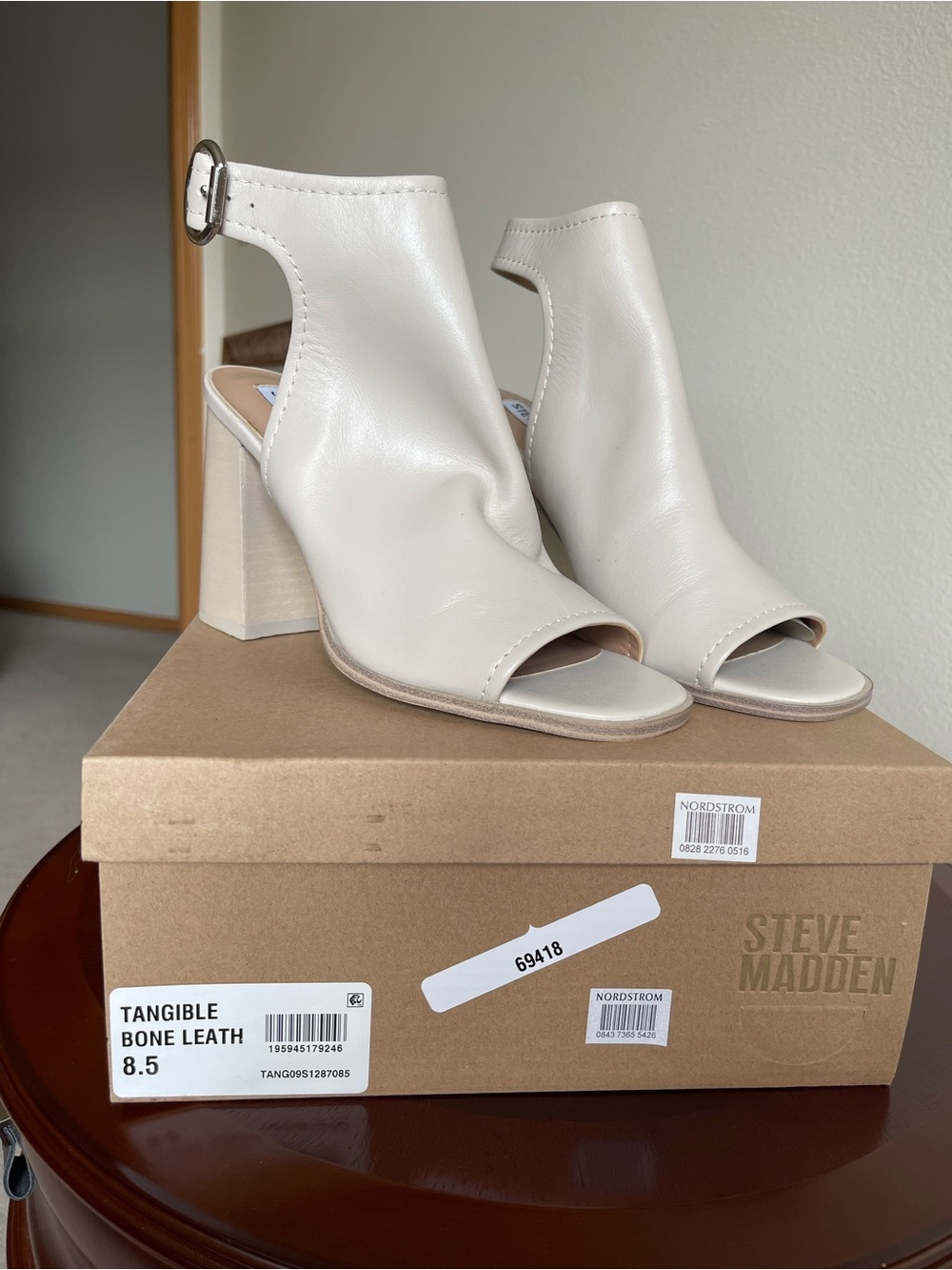 Steve Madden leather Bone Open-Toe Block Heel Booties Size 8.5